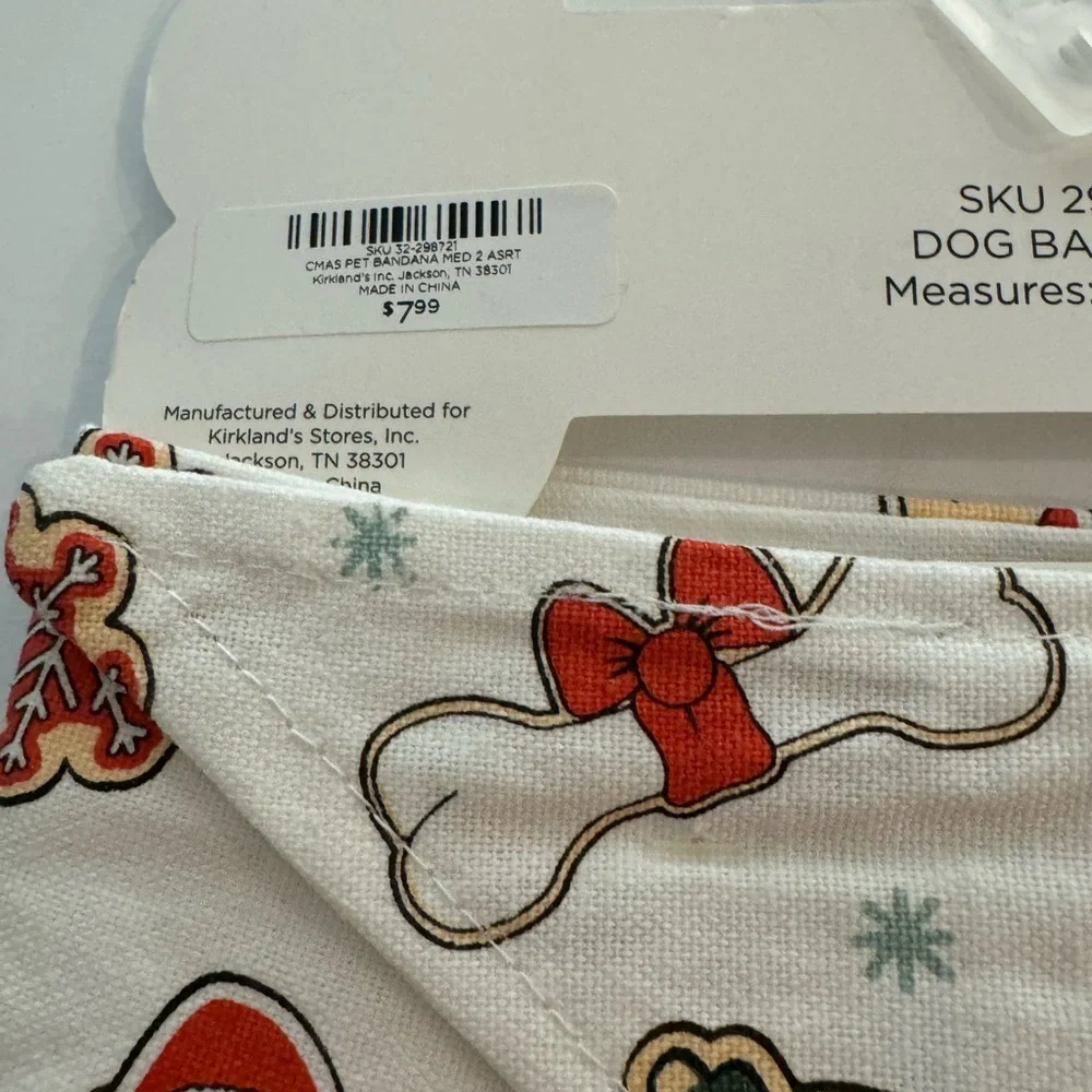 Kirkland’s Christmas Set of 2 Dog Bandanas 22 x 10”